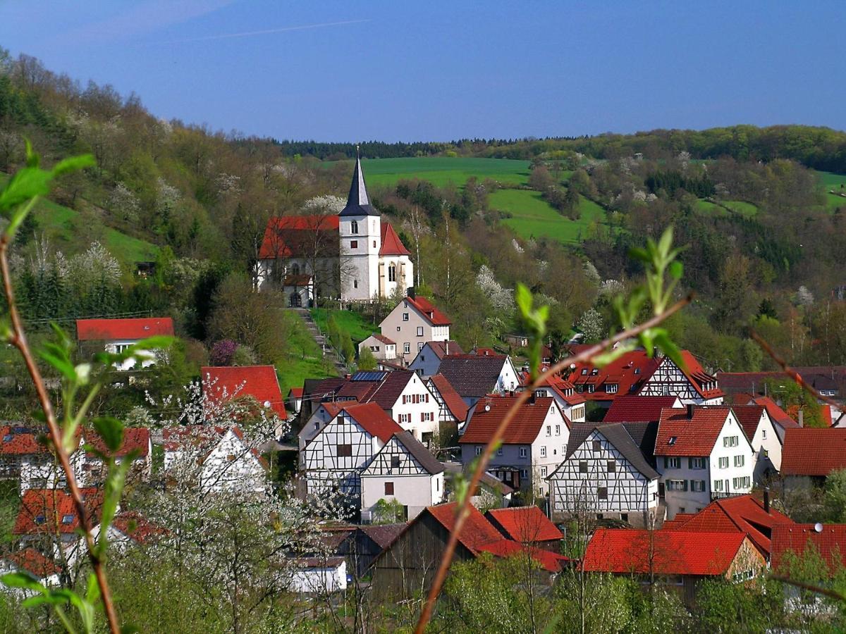 Altes Amtshaus, 3 Hotel Mulfingen Bagian luar foto